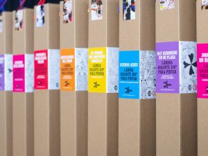 Lamina para pintar Mil Mundos gigante